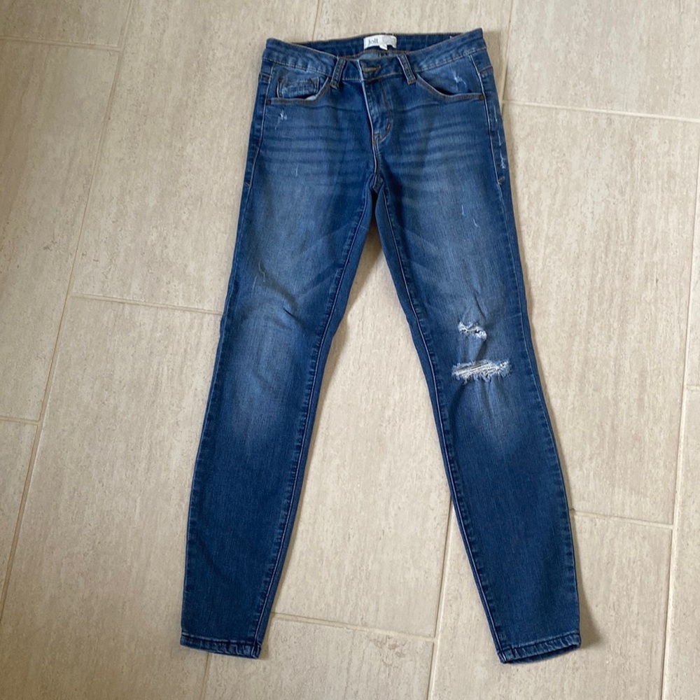 Jolt skinny distressed jeans size 3